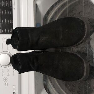 Steve Madden suede chelsea boots